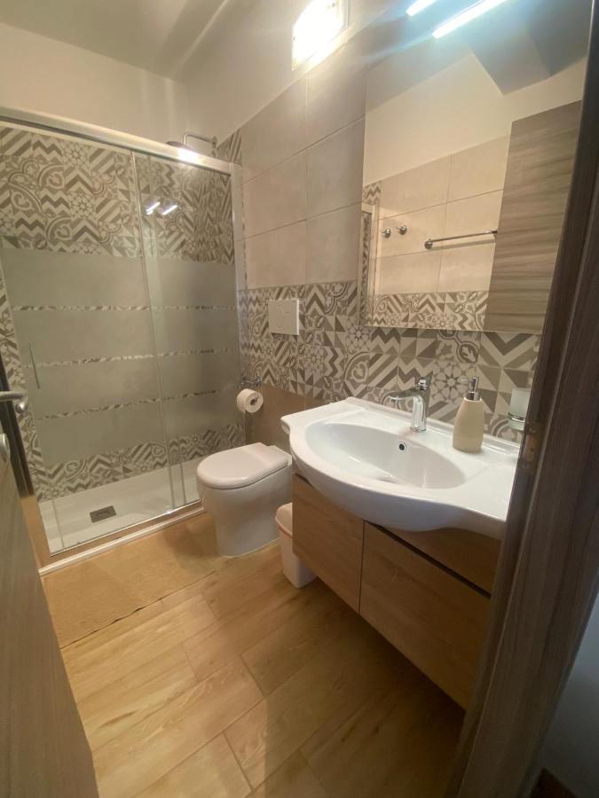 Via Mentana Hotell Baunei Exteriör bild